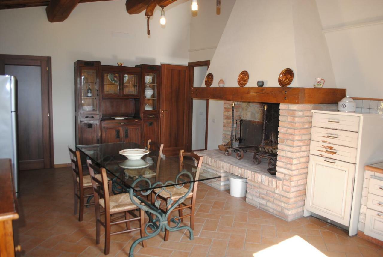 Agriturismo Fattoria Di Malavolta ฟลอเรนซ์ ภายนอก รูปภาพ