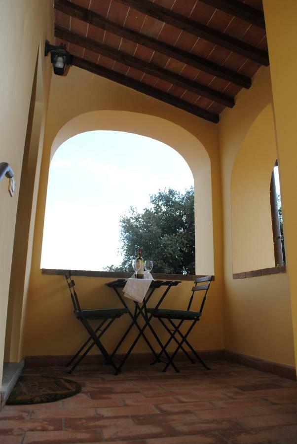 Agriturismo Fattoria Di Malavolta ฟลอเรนซ์ ภายนอก รูปภาพ